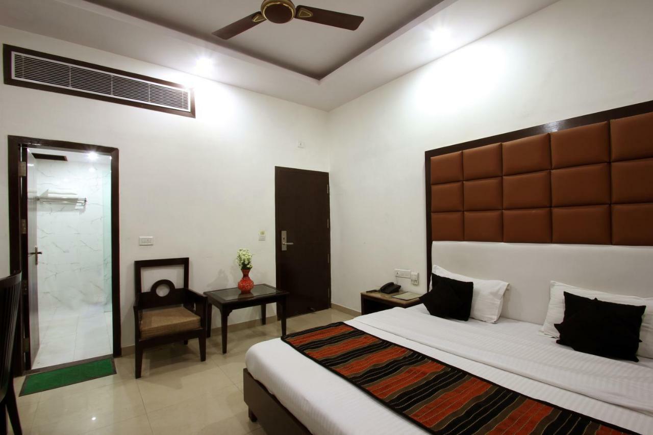 Hotel Mohan International Nové Dillí Exteriér fotografie
